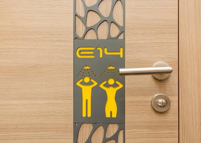 E14 Design Hostel